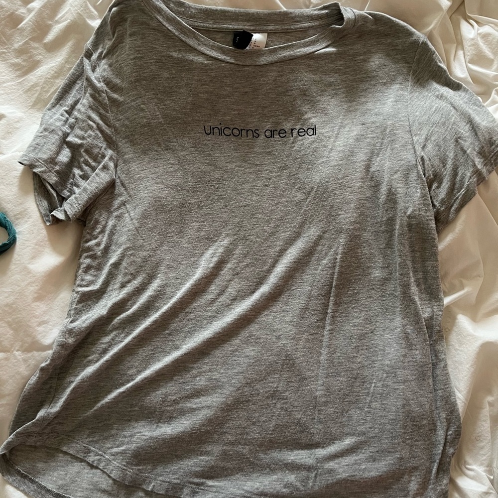 “Unicorns are Real” super soft tshirt
